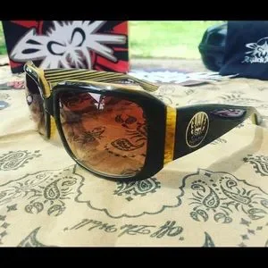 Black Flys | Accessories | Deluxe Fly Sunnies | Poshmark display picture 3